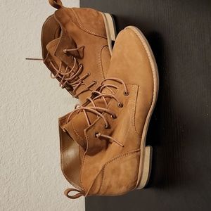 Diba Tan Ankle Lace Up Boot Size 9.5